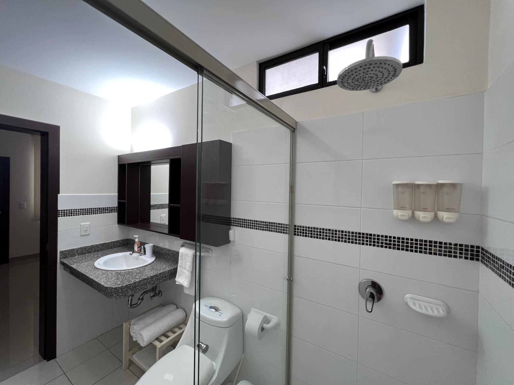 Monte Moriah Hotel Manta Phòng bức ảnh